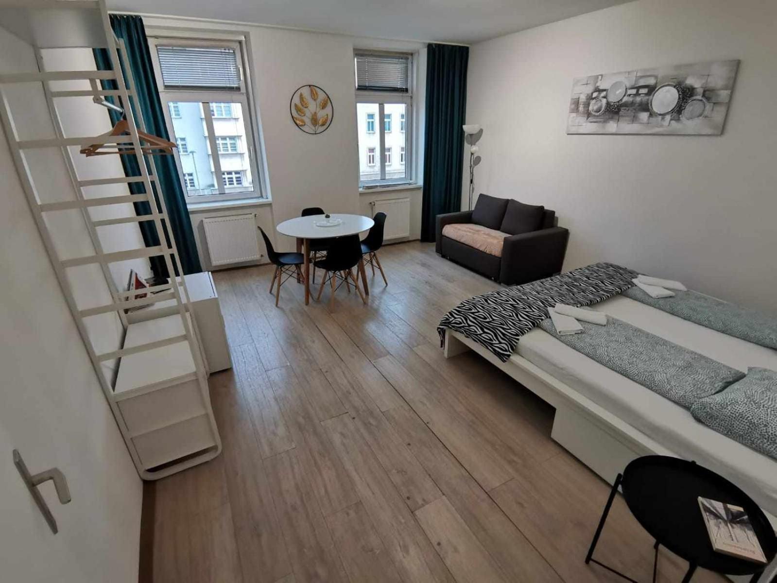 Central Apartment Metro 1 Min. فيينا المظهر الخارجي الصورة